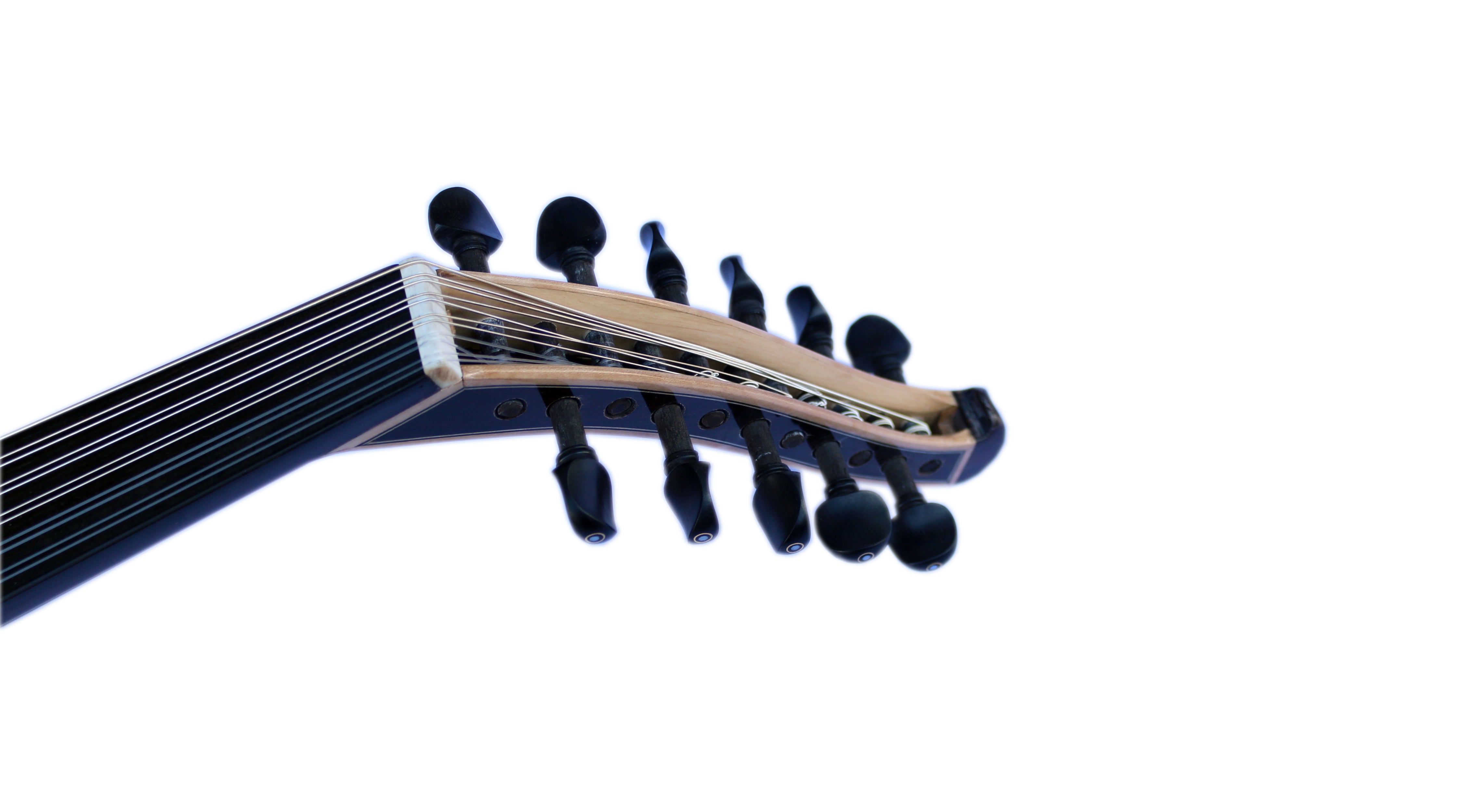 Premium handmade Arabic oud SALA-B8 with deep sound and comfortable playability